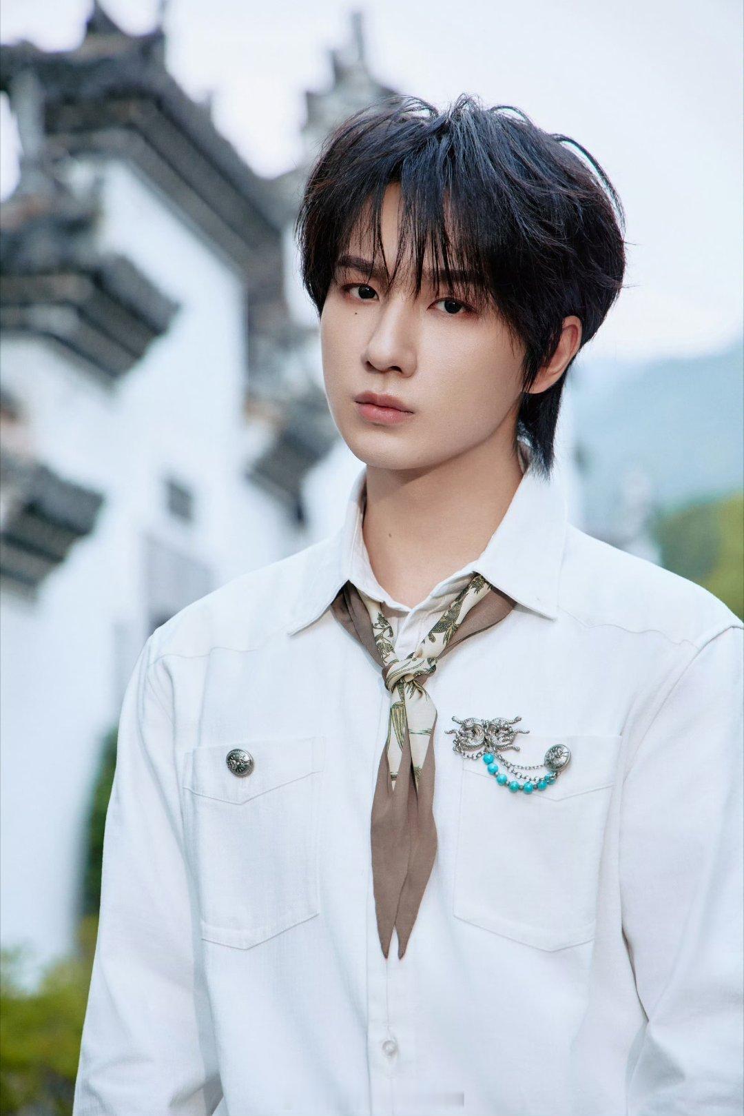 李宏毅状态这么好，播一部剧看看。 