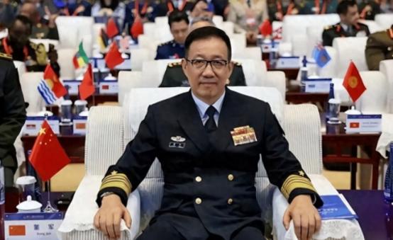 中美防长终于通了电话，美国防长没想到，中方开口就划出一条红线
 
最近，中美防长