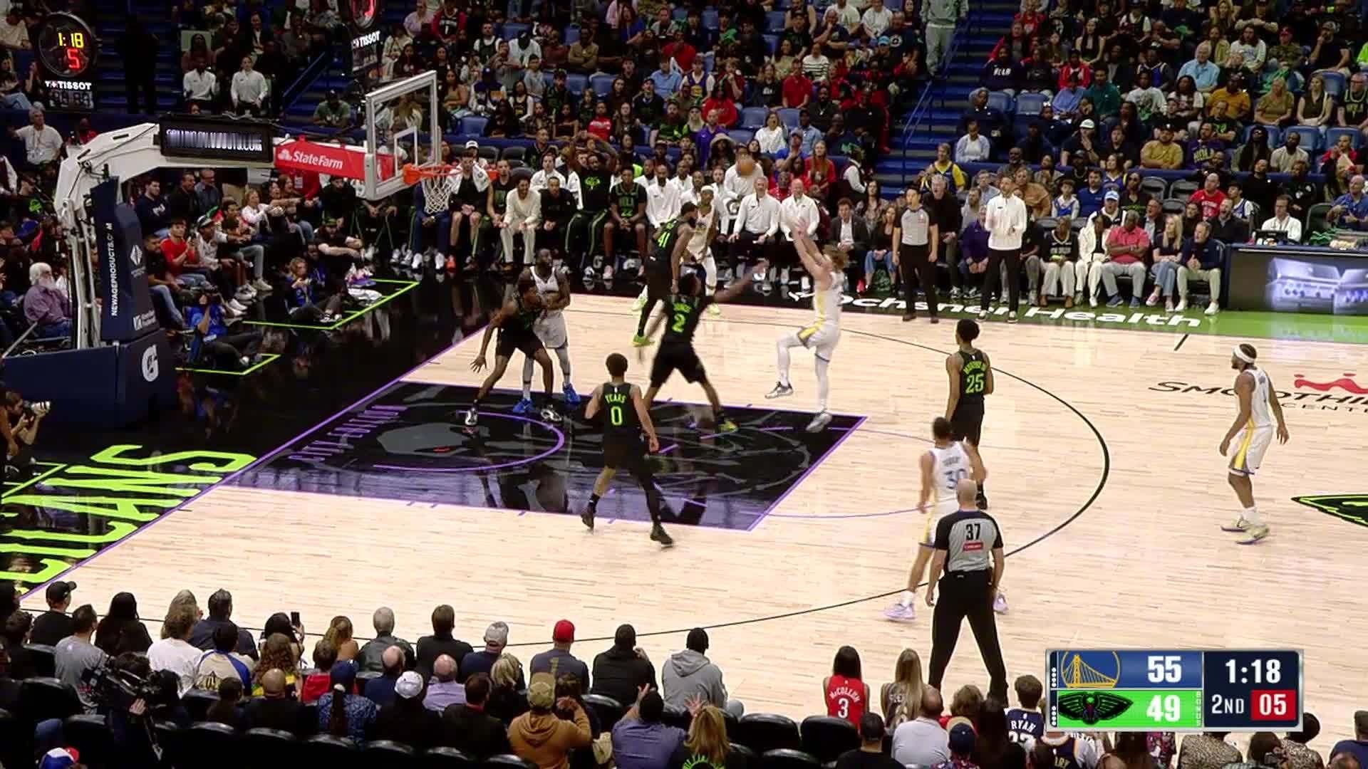 波齐姆斯基抛投打进🏀勇士59:49鹈鹕。