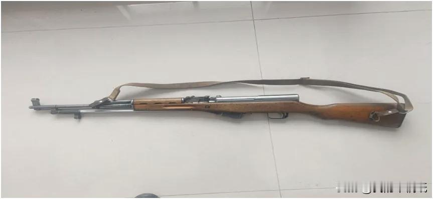 青海两牧民主动上交二把老枪，从“家中留”到“主动交”，草原汉子的平安账算得清！