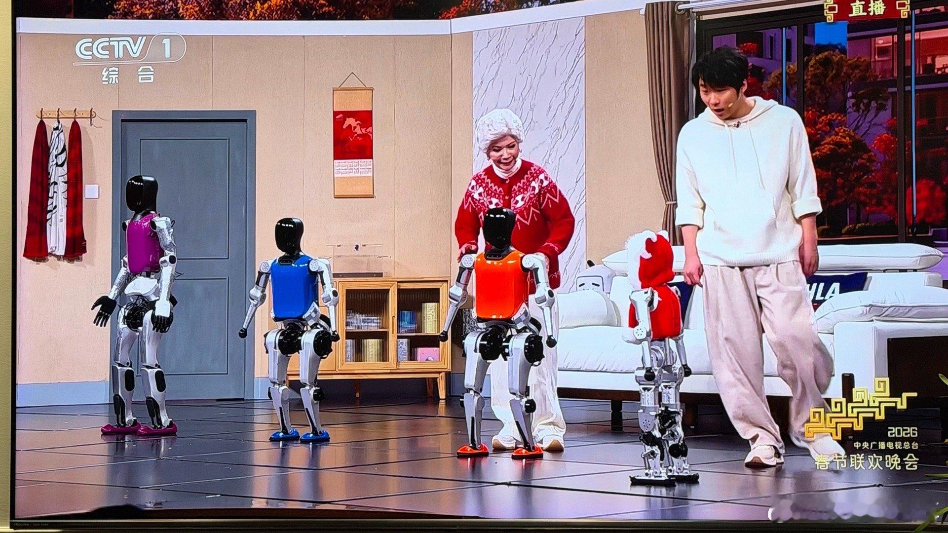 春晚机器人已经进军春晚的语言类节目了