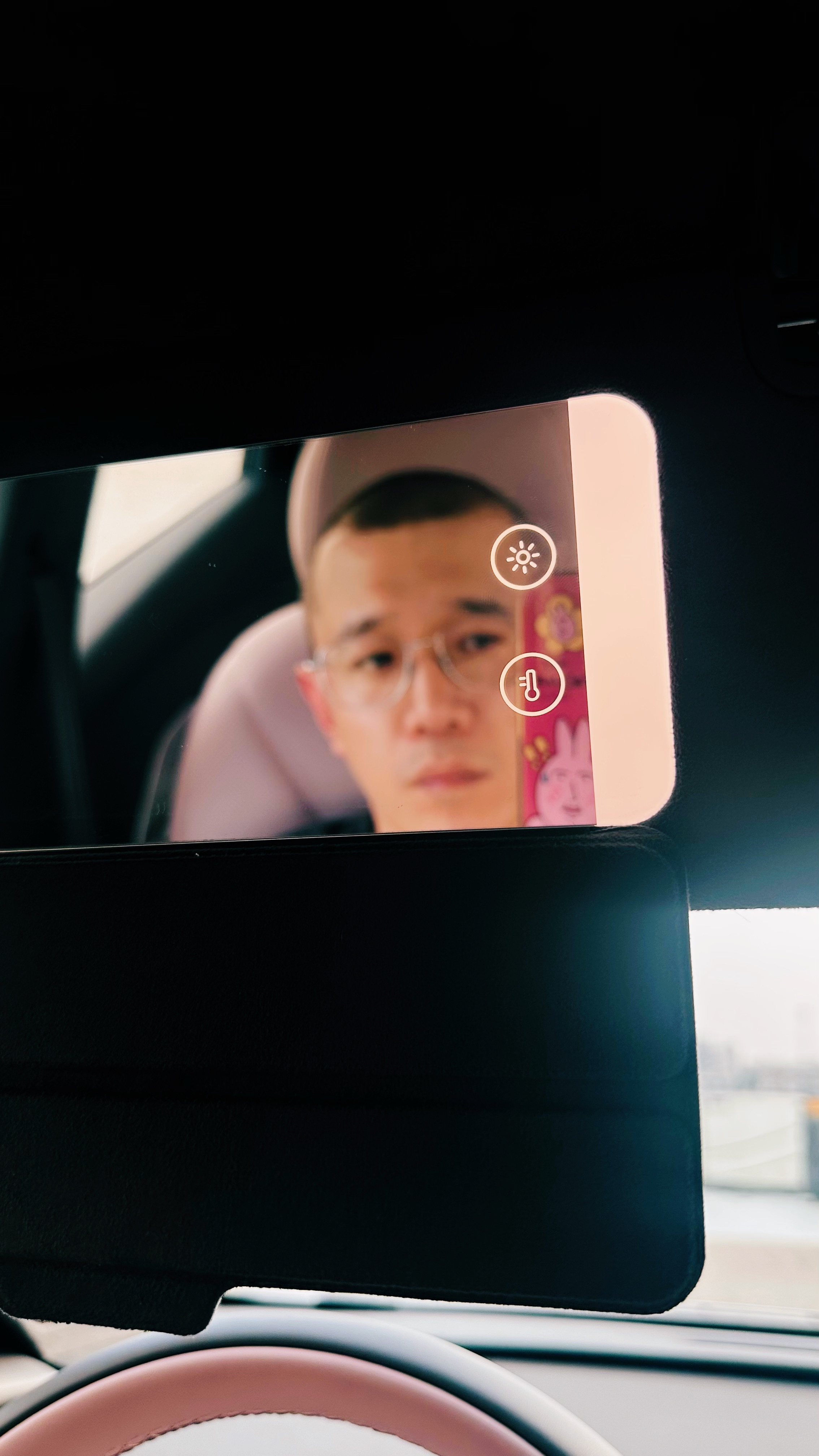 又来广州，试驾全新 MONA M03 了。新颜色，升级的外观，内饰，打开这个加大