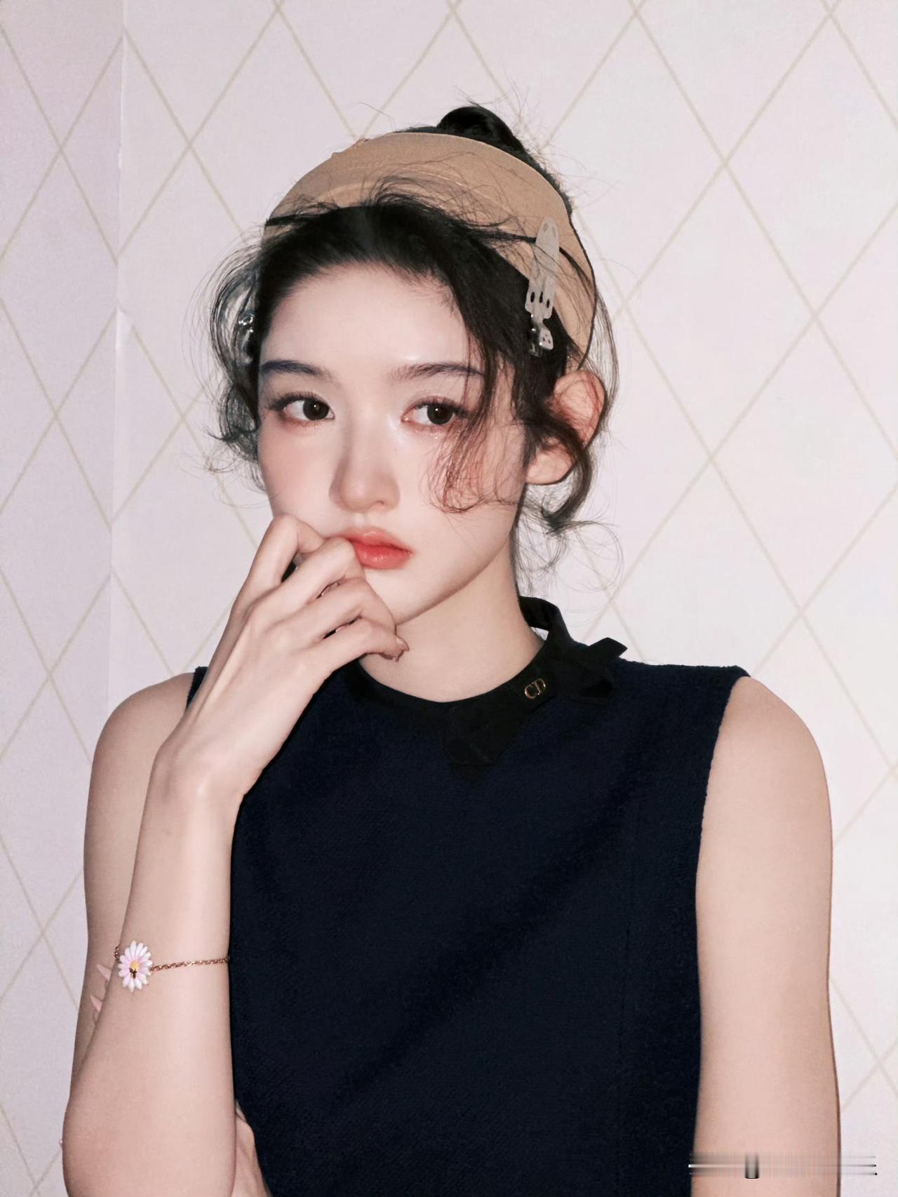 王玉雯，高调发文。

3月17日傍晚，王玉雯在社交平台发布一条动态，字里行间都是