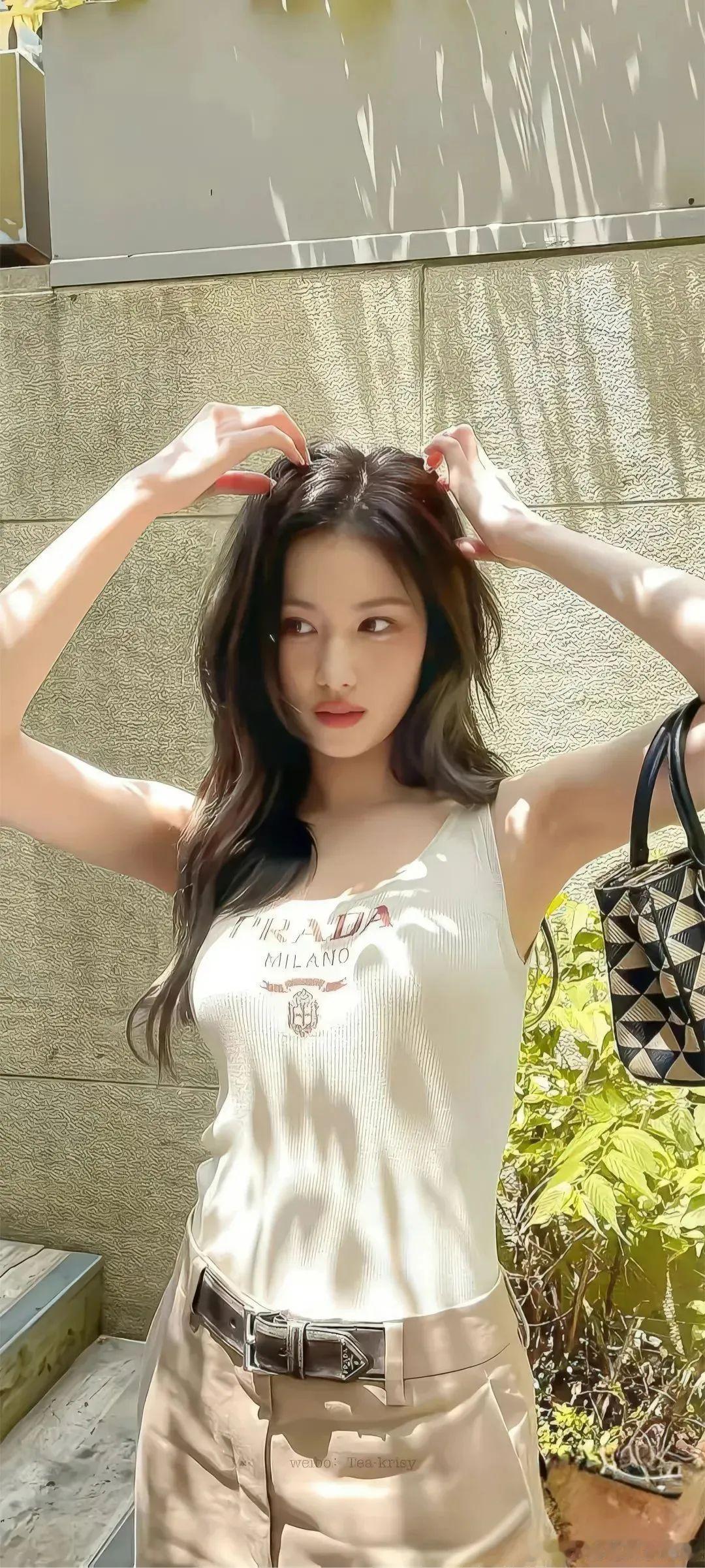 农历七月属马女不能出生在农历七月，在农历七月份出生，属马人的身体状态较差，从小体