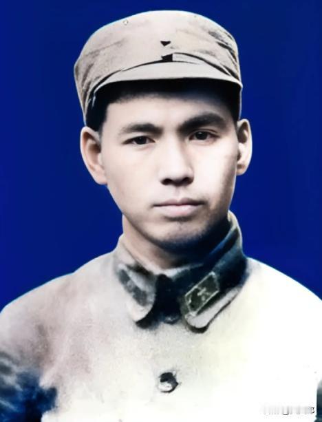 1941年，胶东抗日根据地硝烟弥漫、战事艰苦，37岁的胶东军区司令员许世友，与1