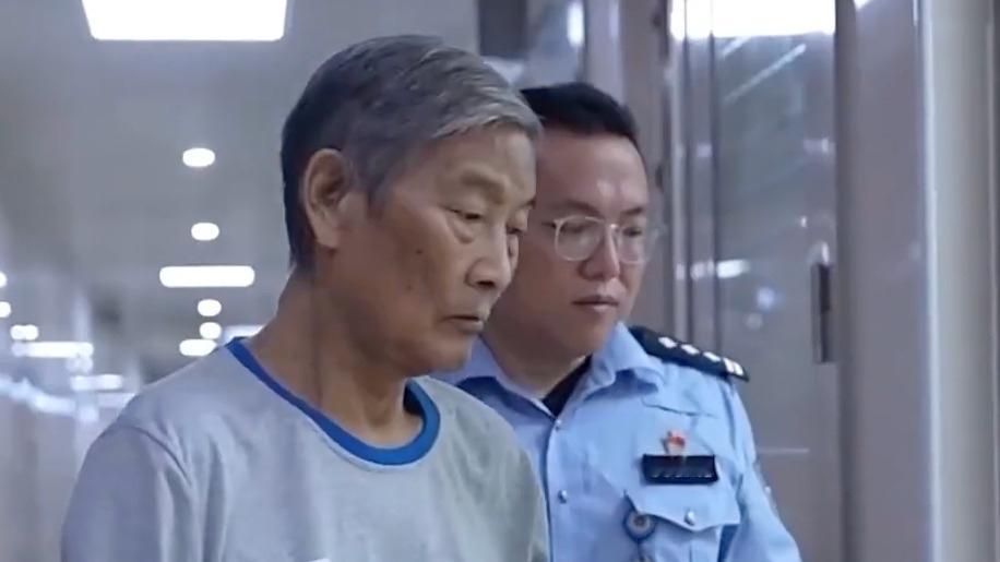 不出所料，白家父子被判了死刑！

白所成、白应苍这两个人虽然判刑，不过白家这么多