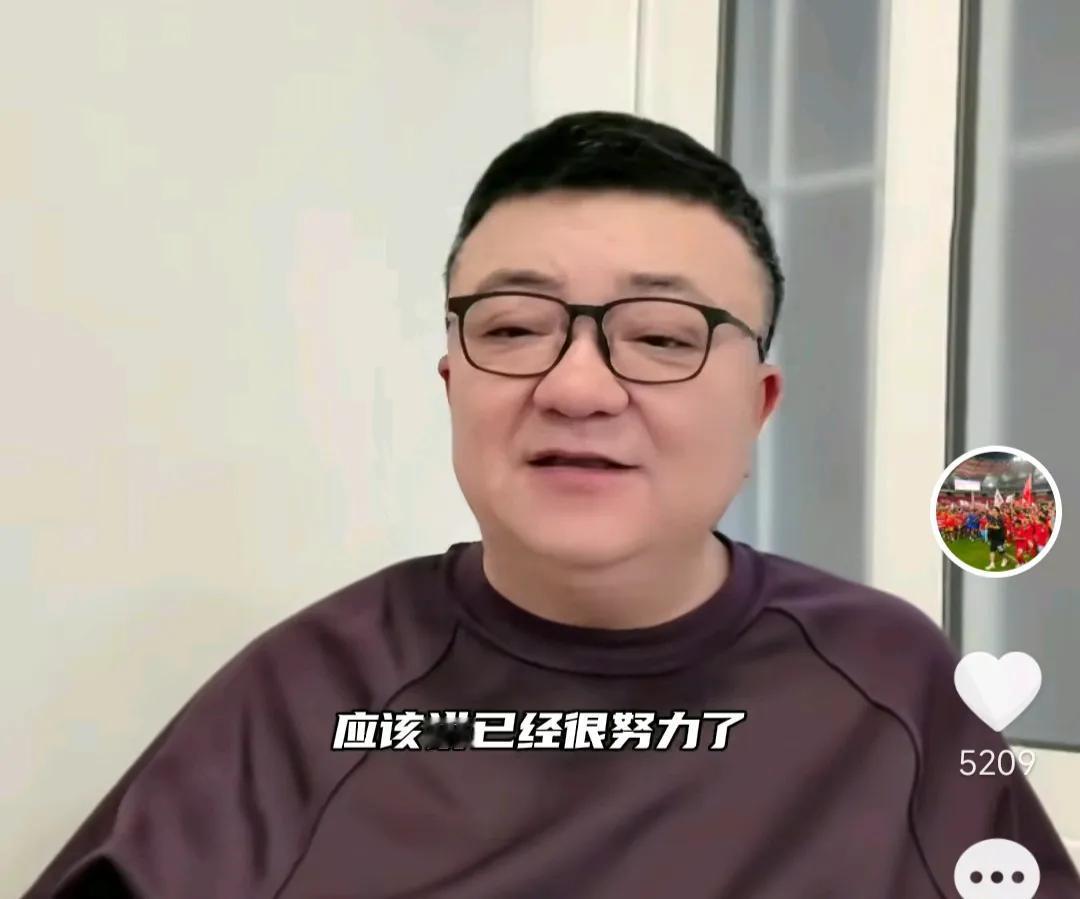 解说员董路表示，U23国足主帅安东尼奥的打法理念跟他一样。
这个理念就是国足目前