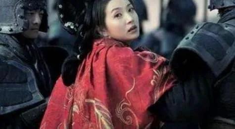 三国中下场最惨的三位美女，为什么都红颜薄命？

5. 公元 221 年的洛阳深秋