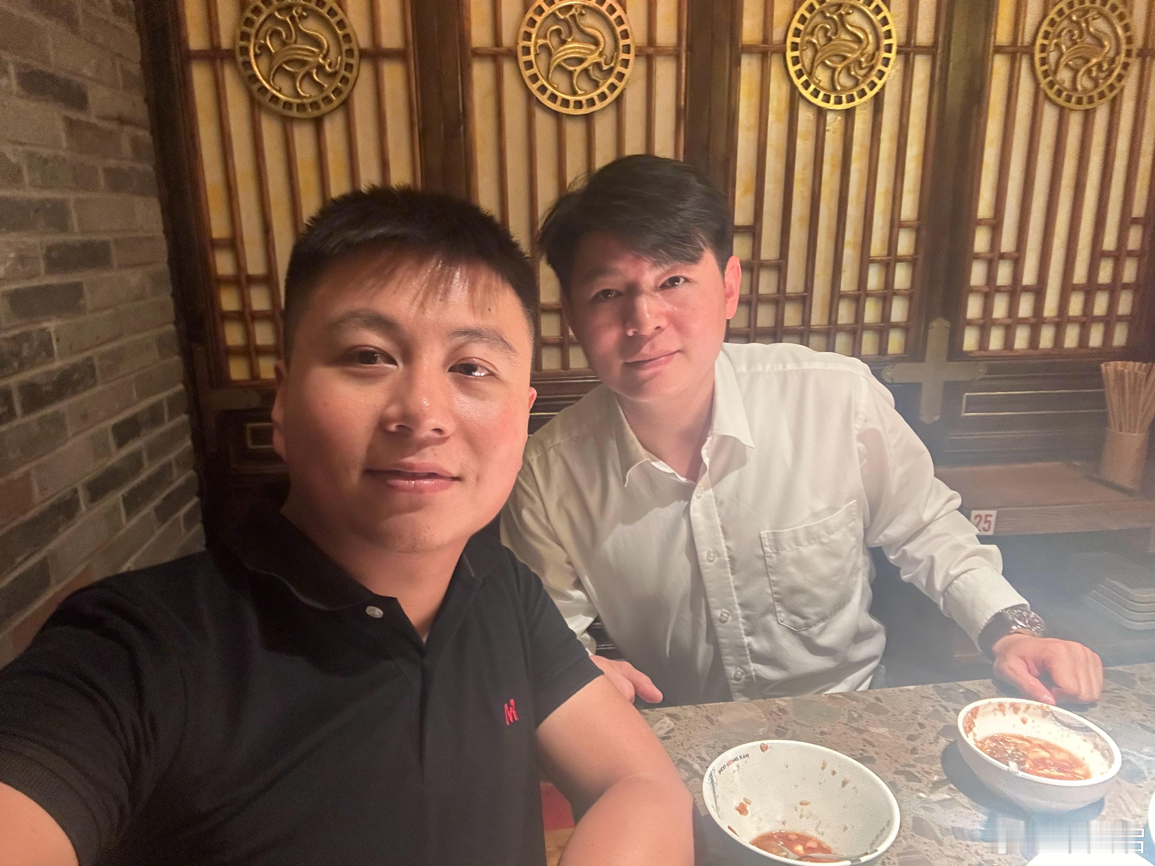 【葡萄牙里斯本的小龙坎】今天去火车站见了小龙坎的老板这位老板，是一个粉丝推荐的，