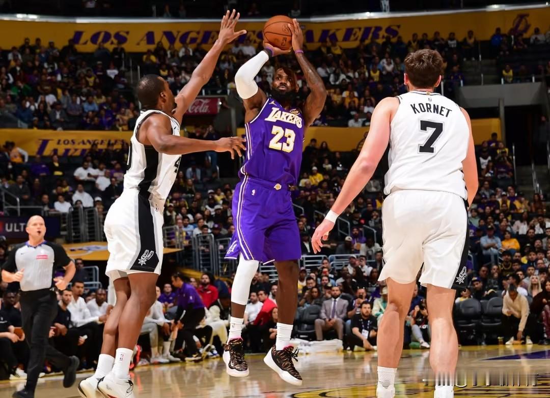 力克湖人，缺少文班的马刺依旧是联盟不可忽视的球队！

今日的NBA杯西部淘汰赛，