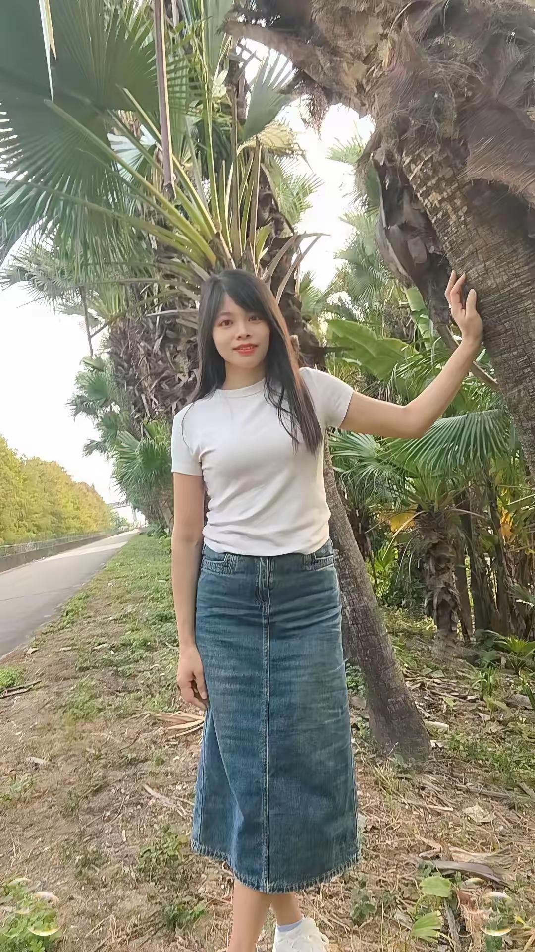 我妈这想法可真够大胆的，打算用二十亩椰子树和菠萝当嫁妆招上门女婿。现在招上门女婿