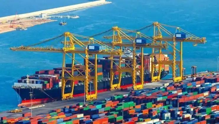 中国一年1.2万亿美元贸易顺差合理吗？我算了下，这个数据根本不用大惊小怪。比如韩