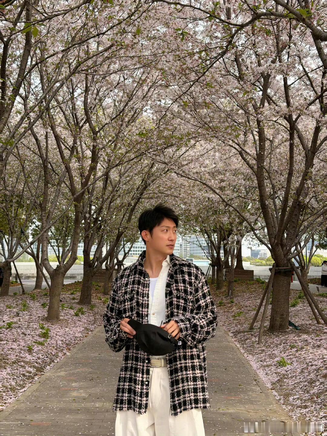 黄景瑜徐若晗新剧开机海报黄景瑜徐若晗开机海报黄景瑜徐若晗新剧开机海报，也可以 