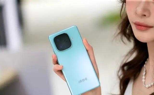 #记录我的9月生活#1499元起，iQOOZ9的性价比，那是相当的高
iQOOZ