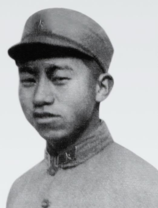 1943 年女干部护送科长奔赴延安，全程紧盯心生怀疑，同行 72 天谜底最终揭开