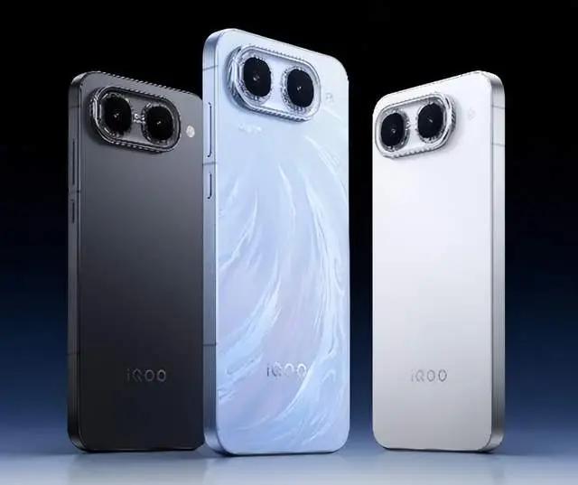 告别充电宝！iQOO Z11S超大电池续航太顶了

8月18日iQOO新品发布会