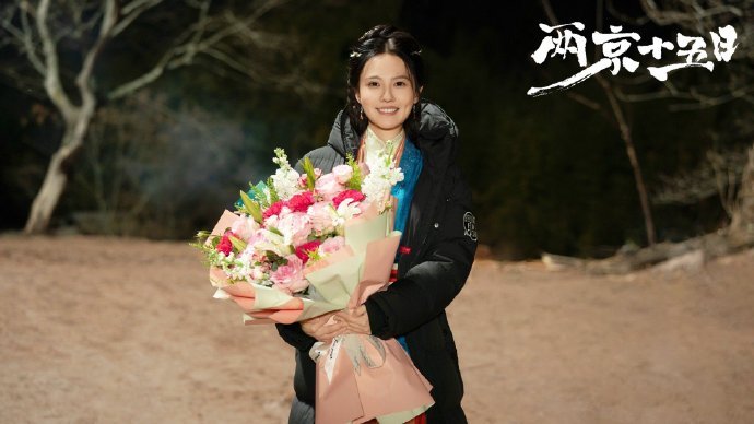 谁懂姜珮瑶拿火把这一笑谁懂姜珮瑶拿火把这一笑！疯批美人杀疯了！ 