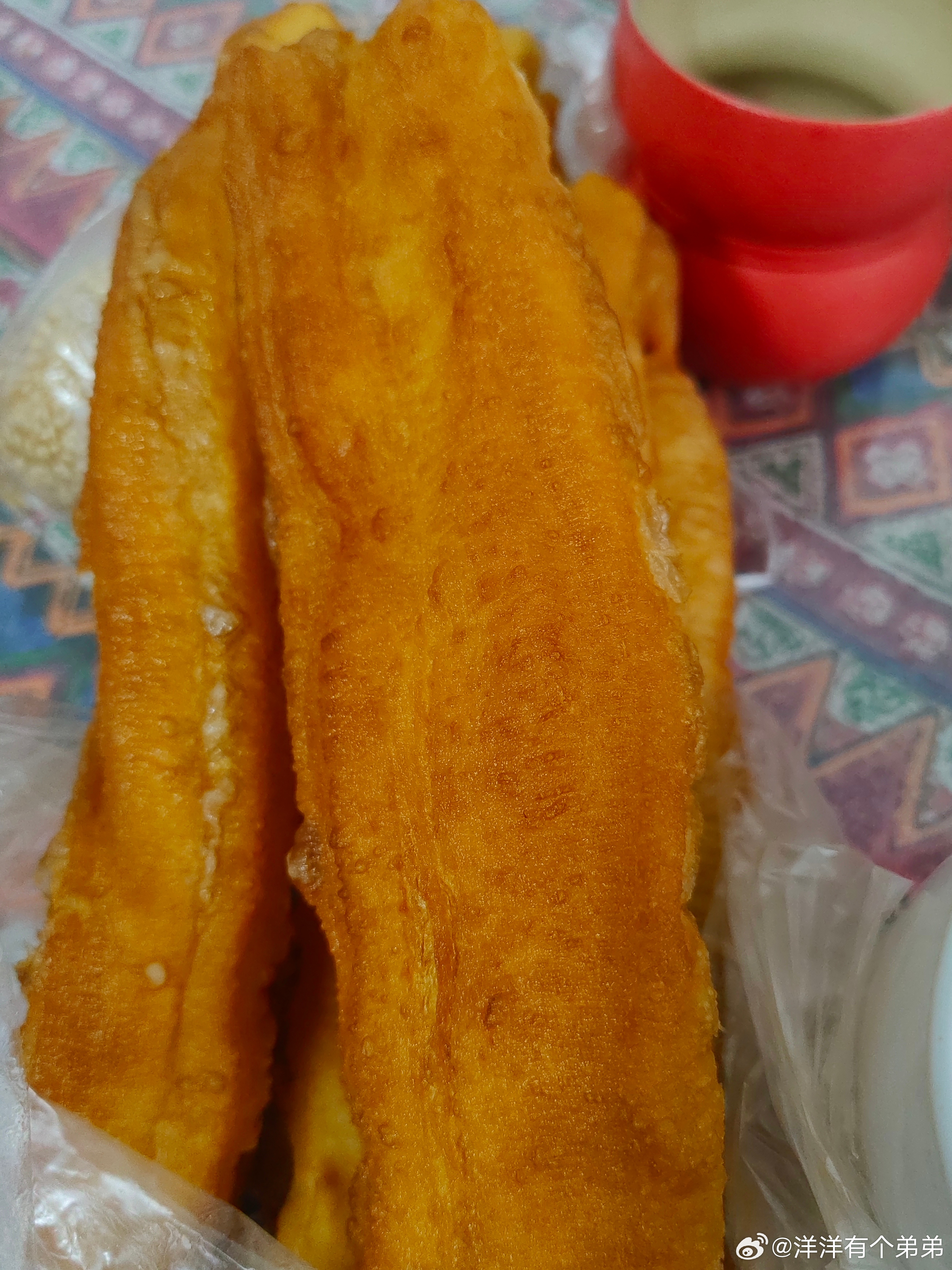 心心念念的油条今天终于吃上了 