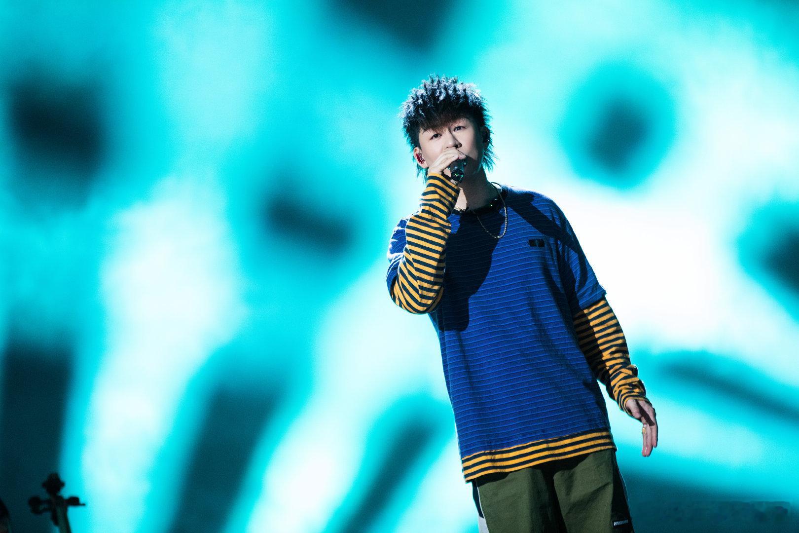 歌手直播胡彦斌 神编曲鬼嗓子谁能不被胡彦斌这番发言打动！编曲实力稳定从不翻车，大