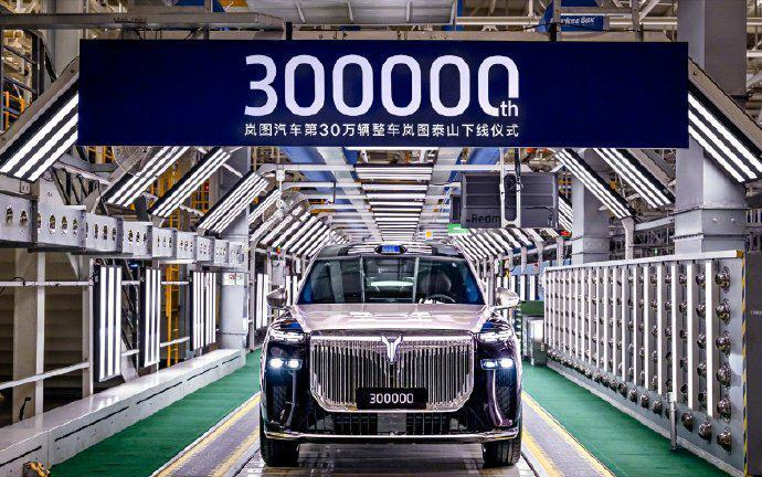 经常听人说，高端市场的容量是有限的！
不过从国产新能源车型的表现来看，这种说法似