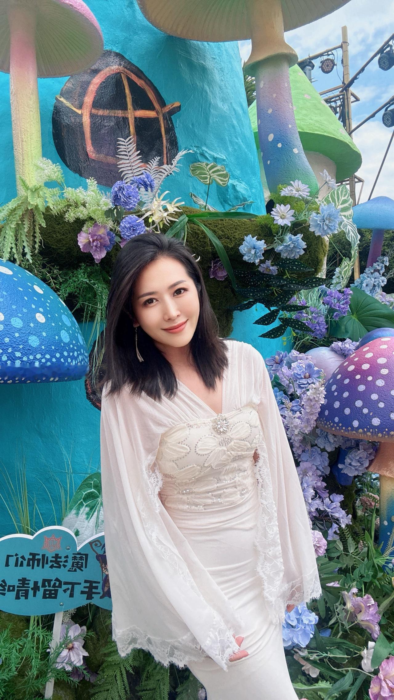 到了一定的年纪，才会发现，人生其实有很多东西是可有可无，可去可留的，一生很短，其