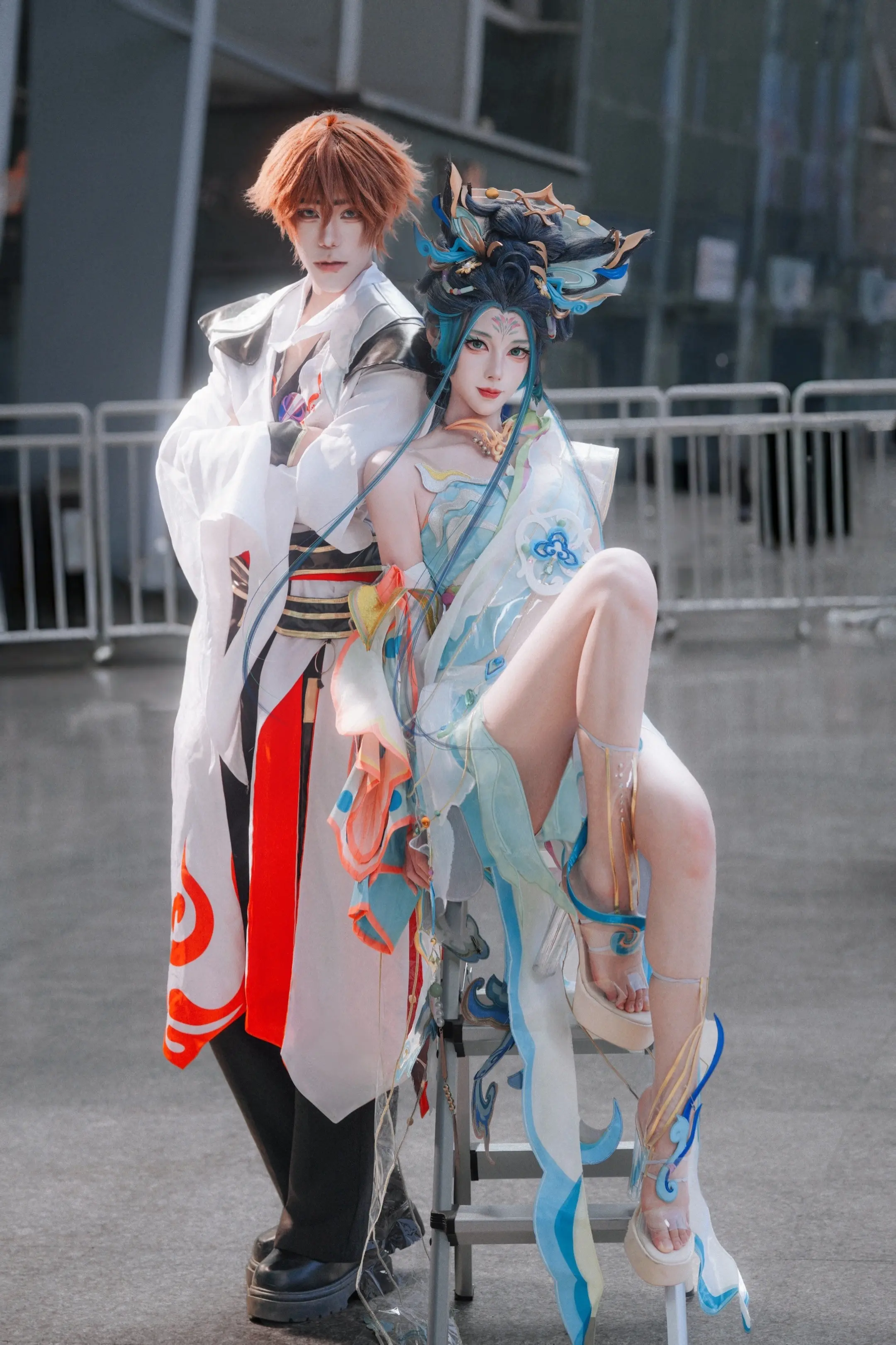 三尺红台万事入歌吹