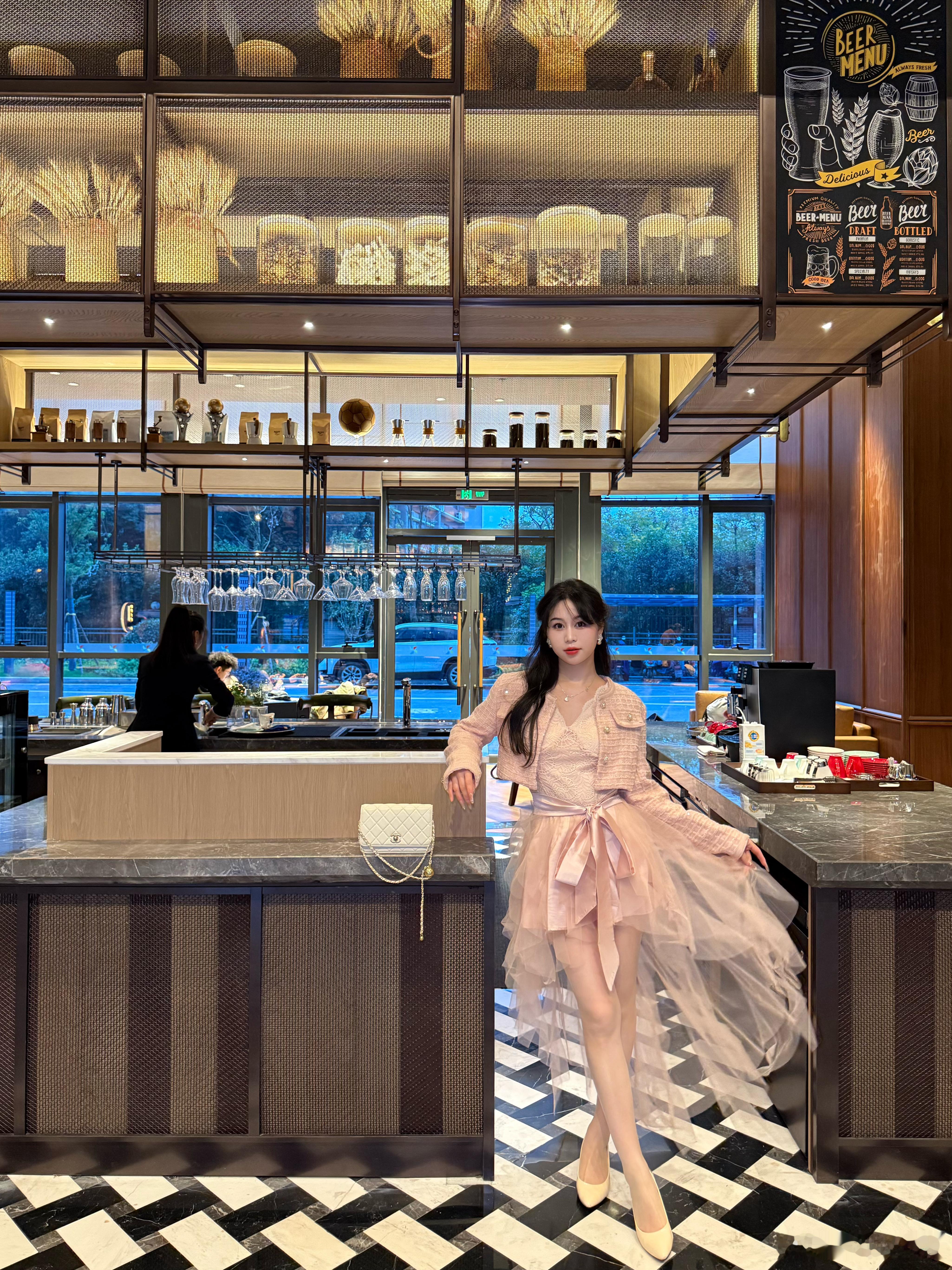 爱生活这件事 永远来得及🧡👗:昶潼 