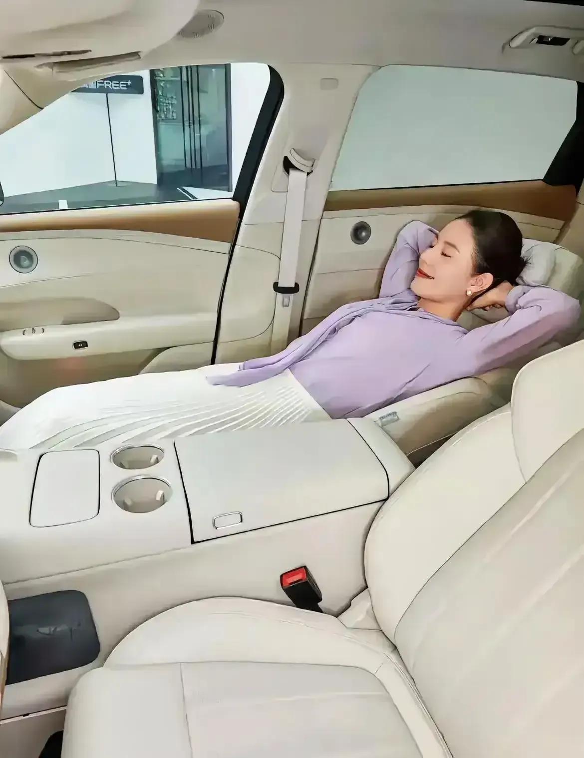 会实现吗？2025年各大车企目标大致如下：
比亚迪：　550万辆
长城汽车：40