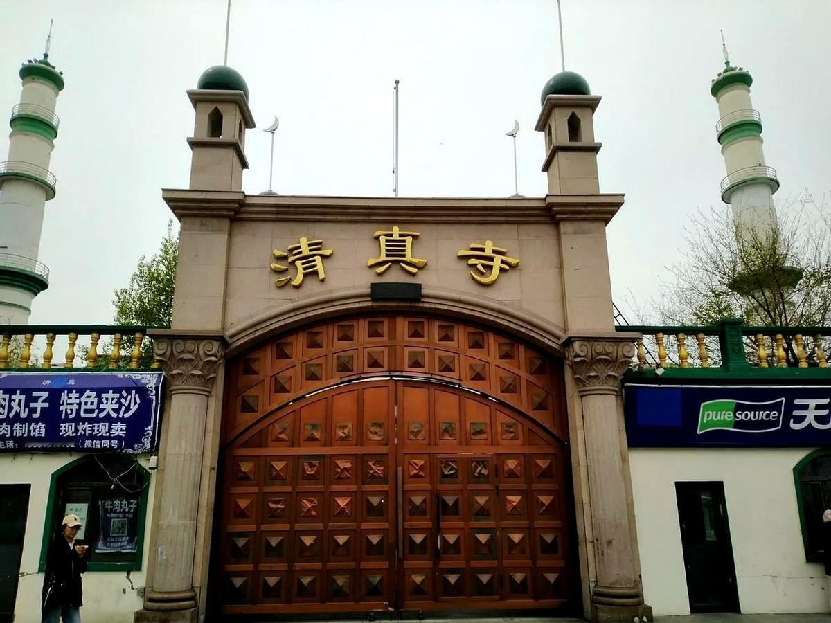“五一”小长假第二天，去了一趟好久没去的道外区
真没想到现在还有地铁3号线直接通