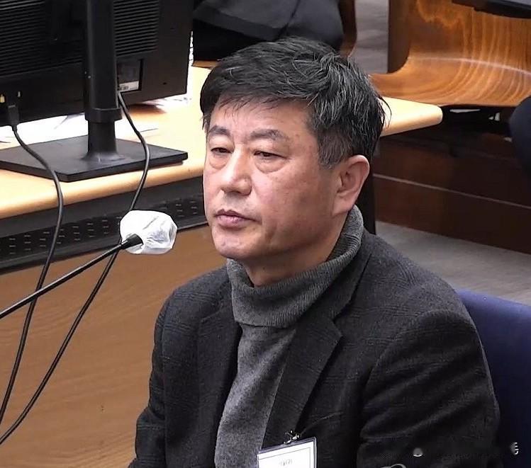 2月12日，韩国首尔高等法院二审维持判决组建“戒严第二搜查团”的占卜将军卢相源有