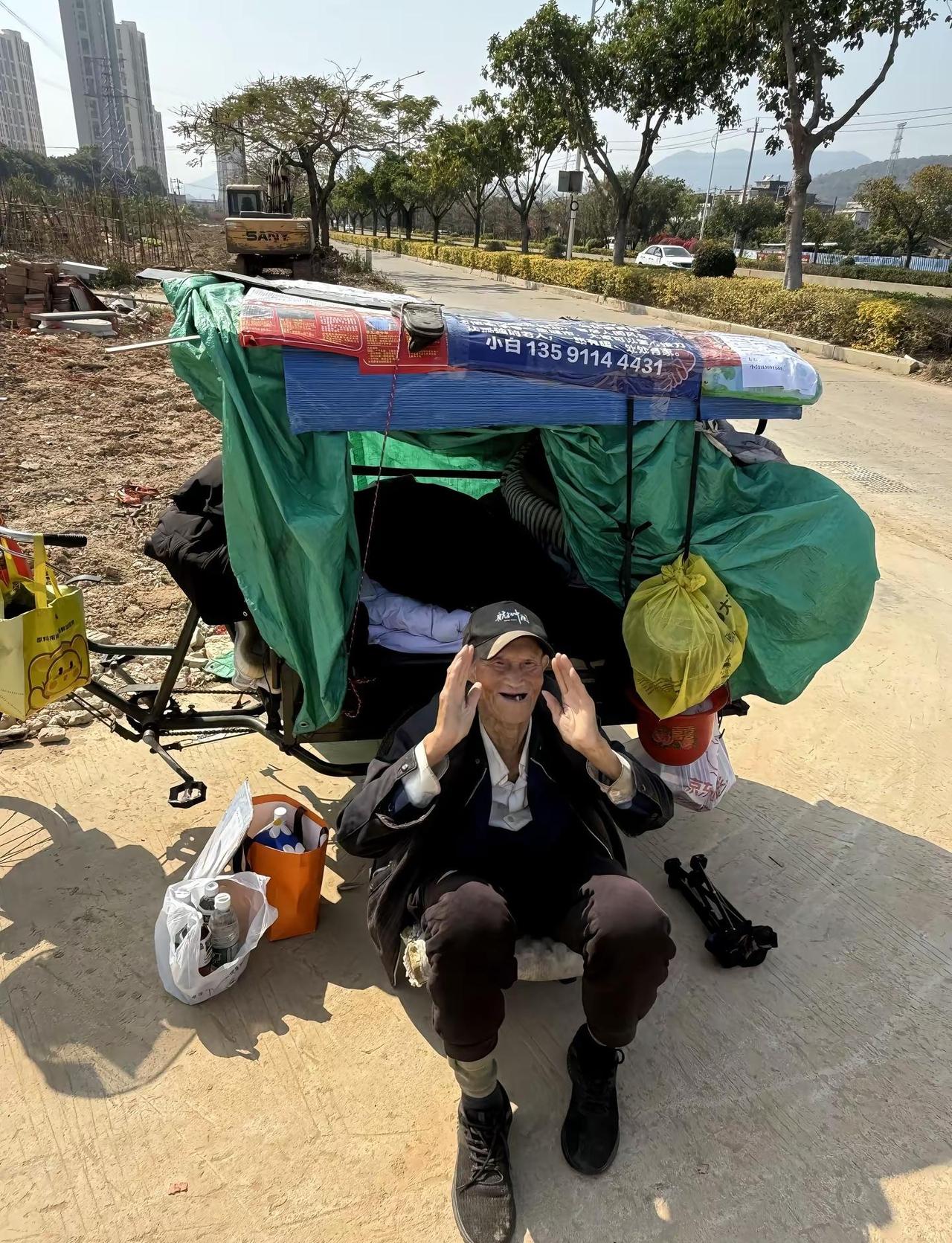 一大早就顺着爷爷出发的方向一路狂奔。终于中午一起吃了一顿热面。感谢路上的遇到各位