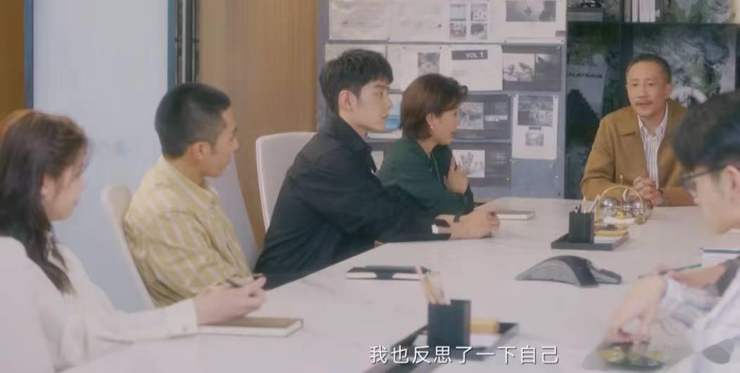 #盛阳破格升职##盛阳升职成为首席设计师# 肖战侧颜好帅啊 ​​​