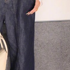 angelababy angelababy “我沿着星河捡着你遗落在月亮旁的浪漫