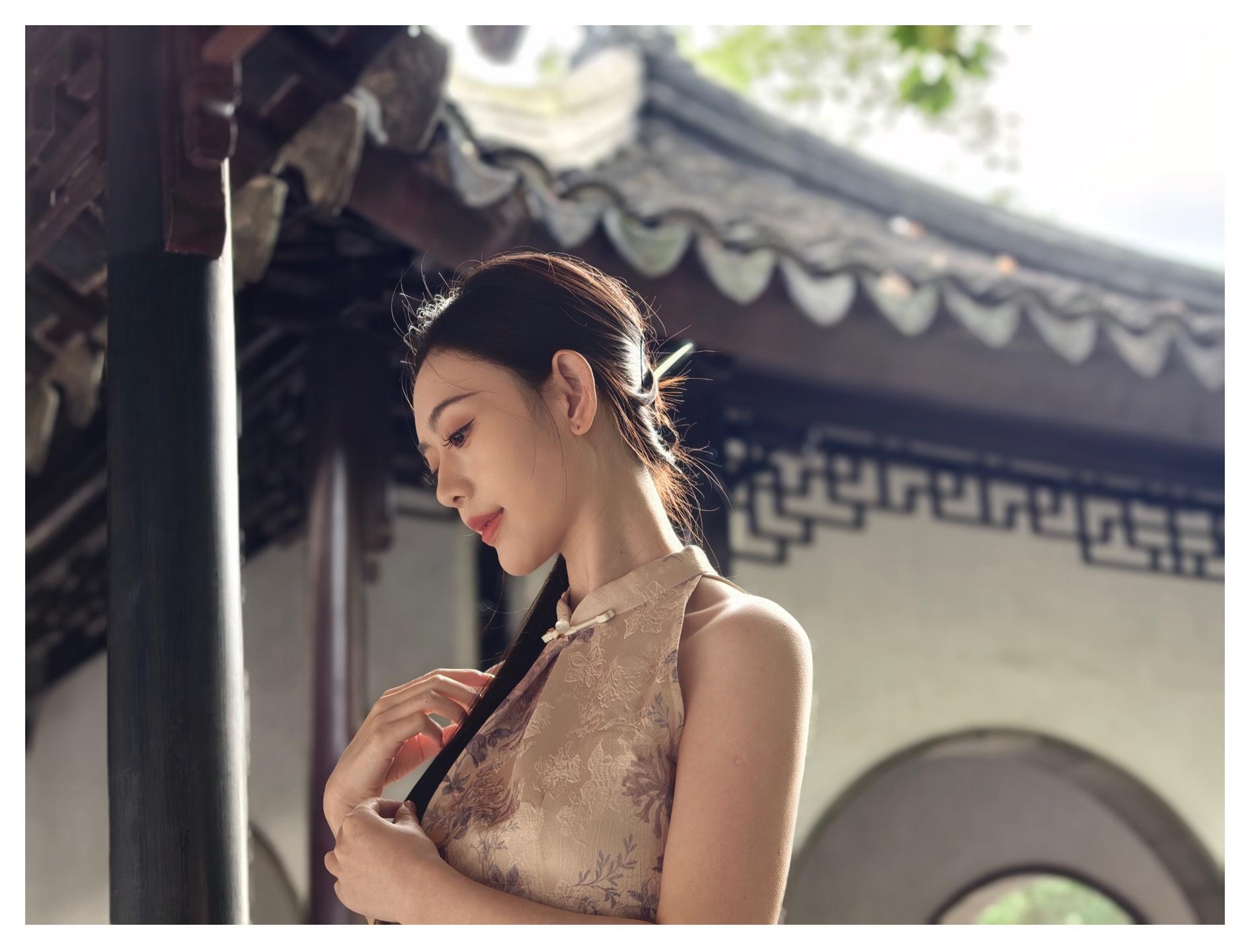 柔是东方骨 恣是心无拘