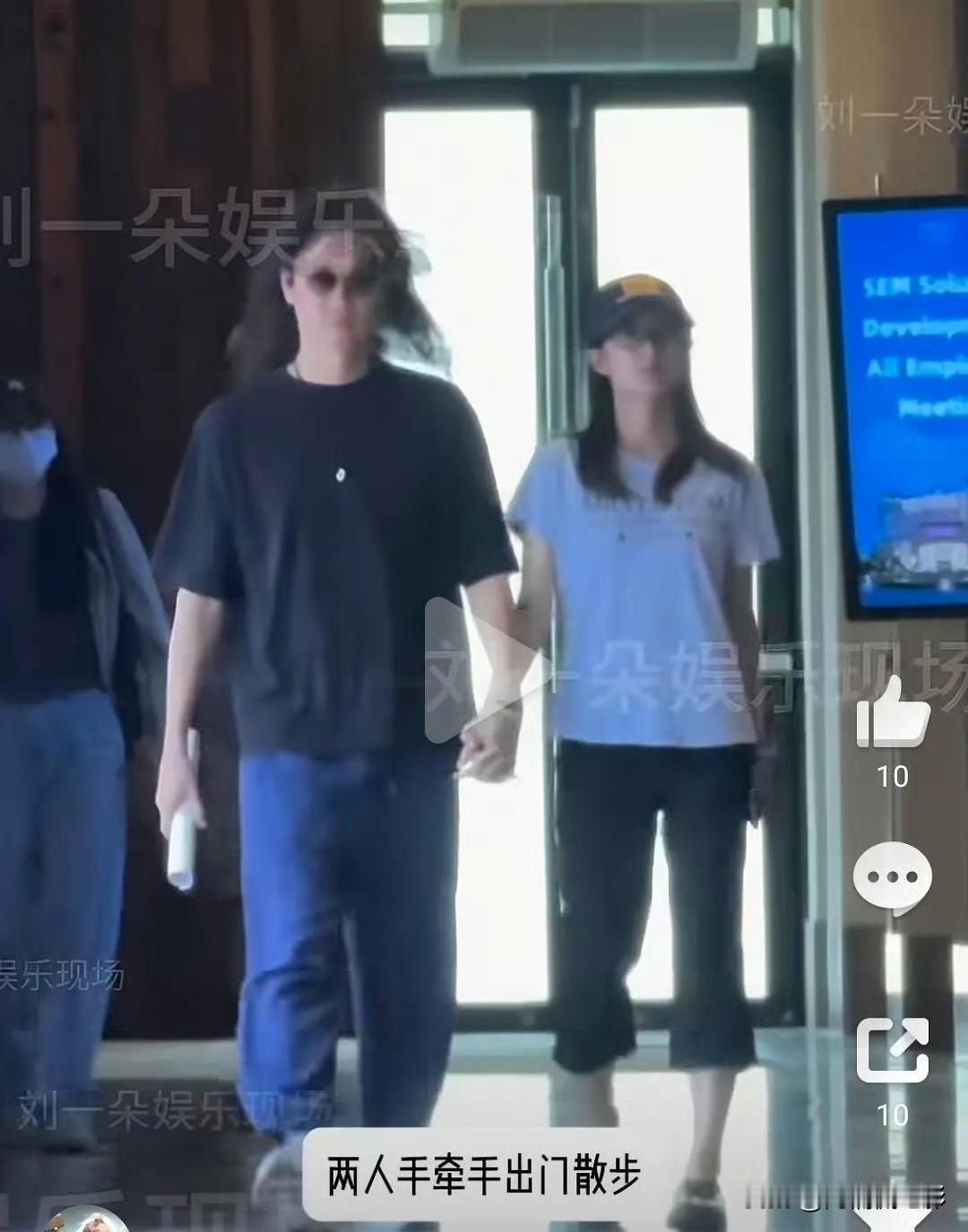 内娱小花但凡爆出和导演恋爱，必拿任敏拉踩对比，前有周也，今有张雅钦，撞同款导演男