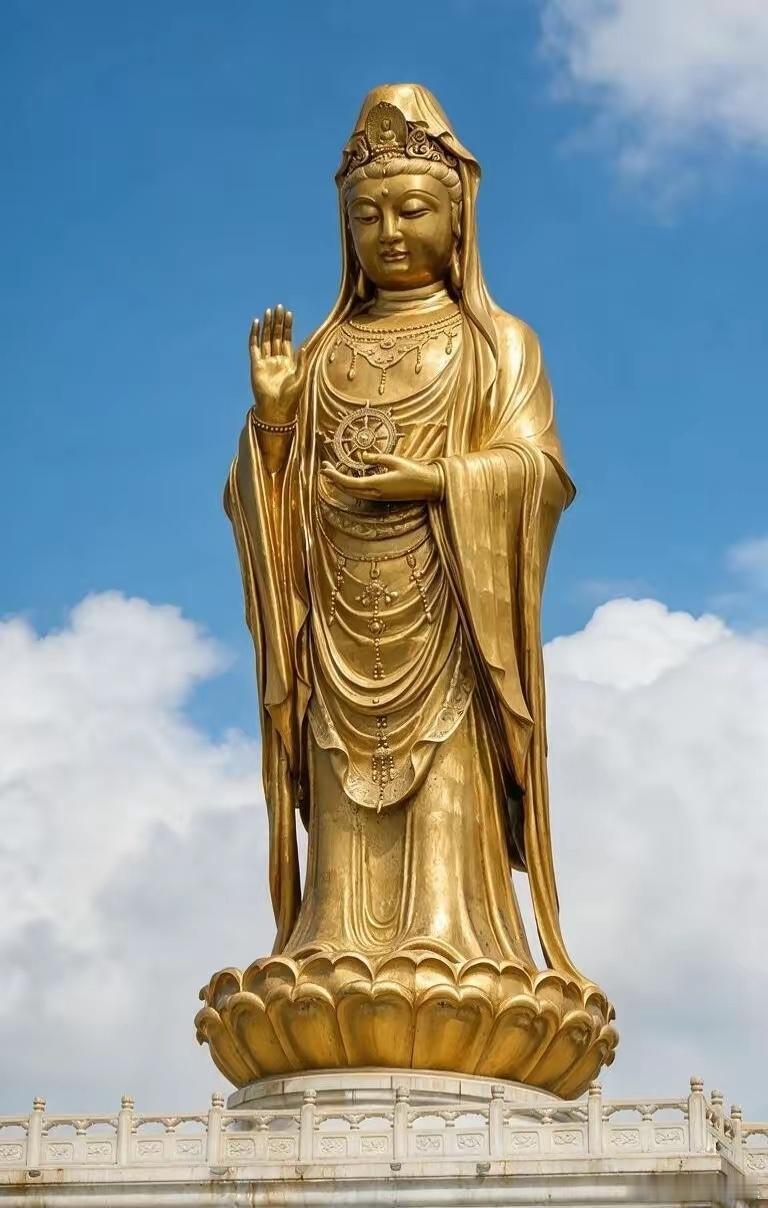 说出来你可能不信，今年第9号台风“巴威”的路径，在48小时内来回调整了三次。最初