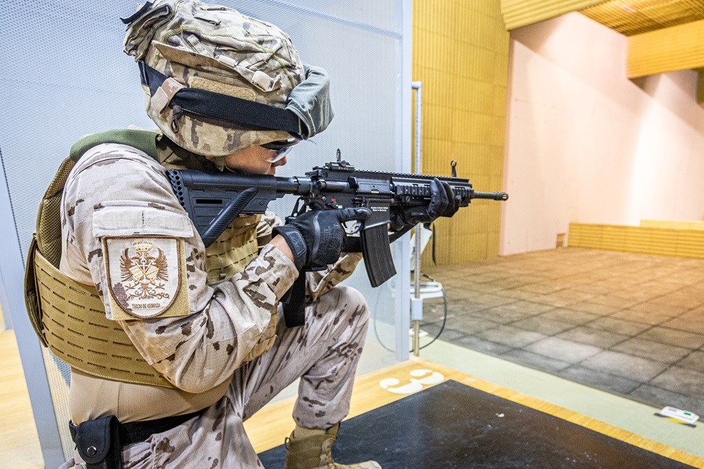 根据德国《士兵与技术》杂志的报道，西班牙海军陆战队下一代轻武器为HK416A5和