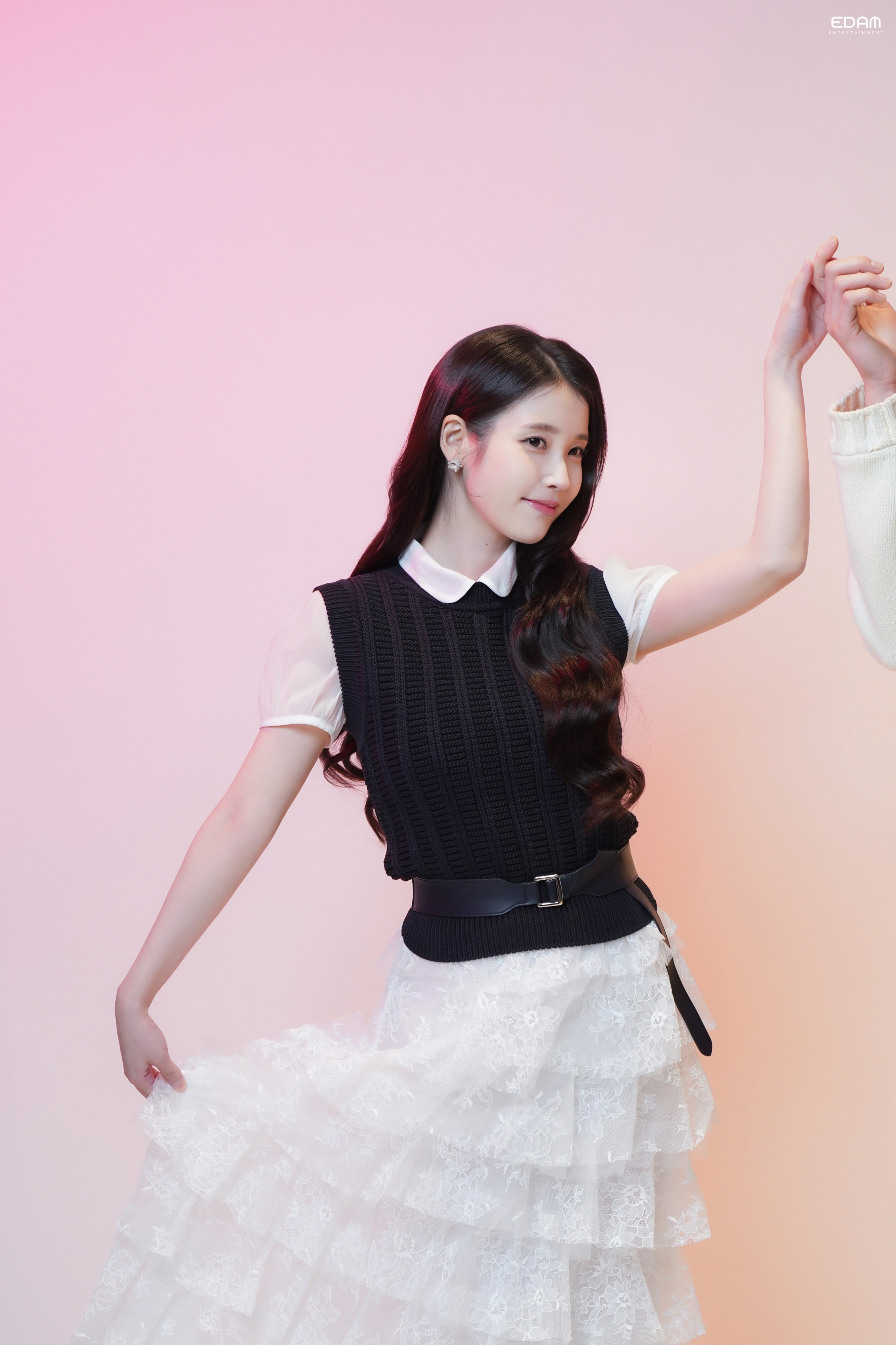 260416 IU官方更新花絮图Part.2 