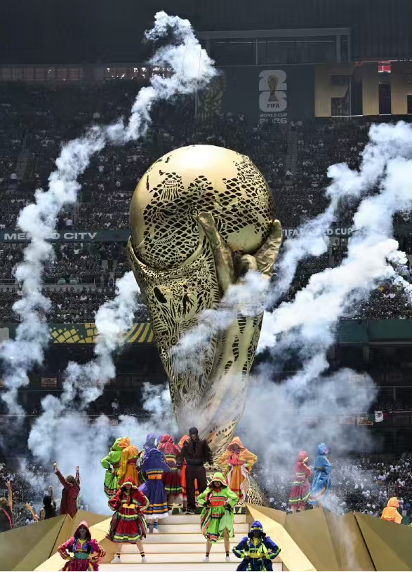 世界杯开幕式2026美加墨世界杯，国足没能站上赛场。各大国货品牌、智造供应链、裁