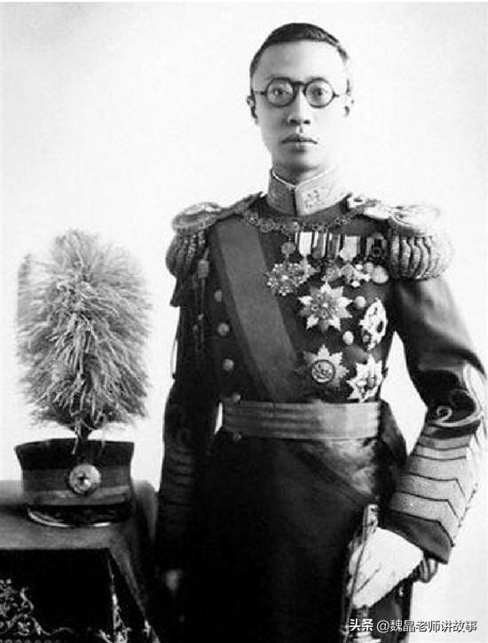 前后两份《清室优待条例》区别在哪里？
前后两份《清室优待条件》即1912年南京临