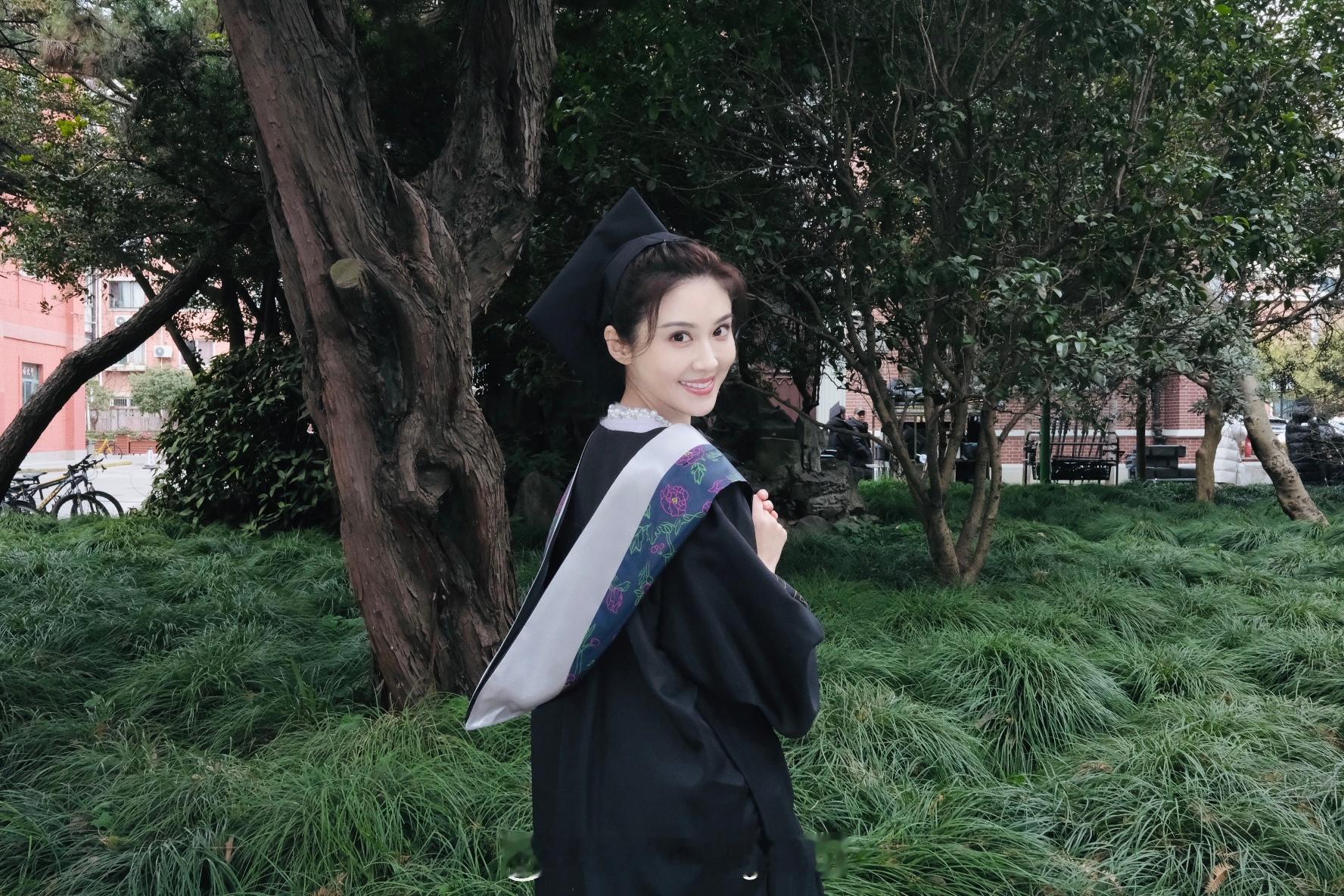 本宿舍骄阳似我 小分队，现已集齐能量，出发！ 