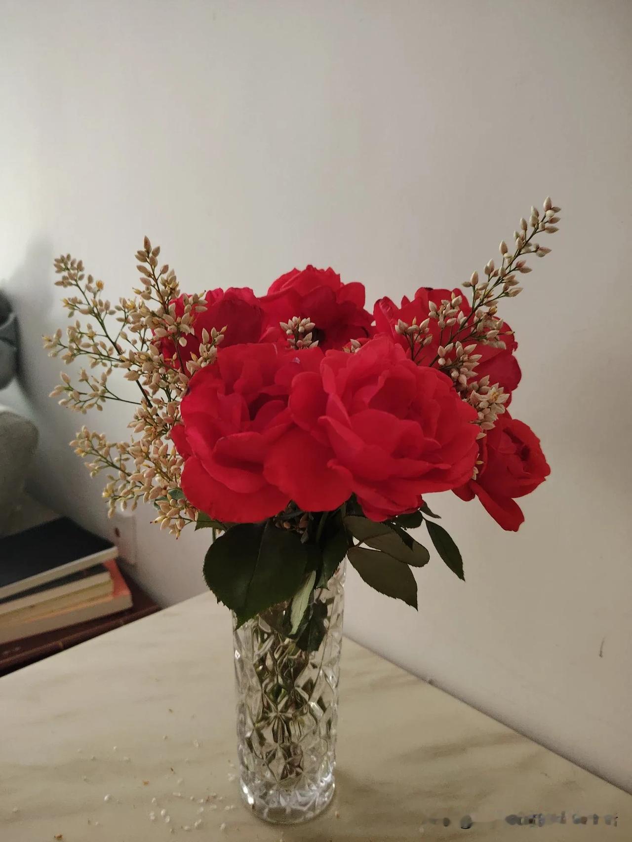 人这一辈子，什么最为珍贵 前天手术结束，昨天回了家，却因这些事几番落泪！
大家都