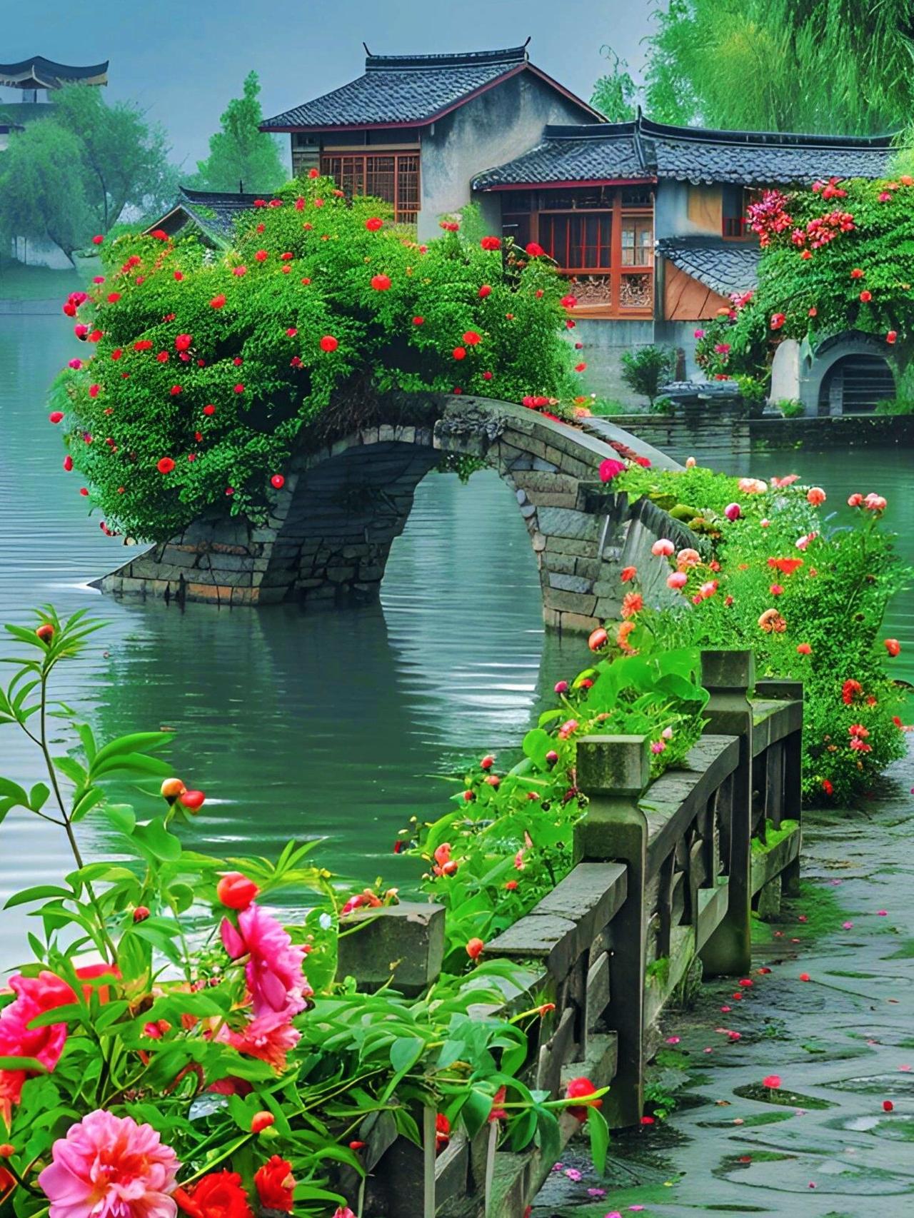 博古通今，悟透三句情诗，便懂人间情爱：
 
1. 缘起缘灭，皆是注定，强求不得。