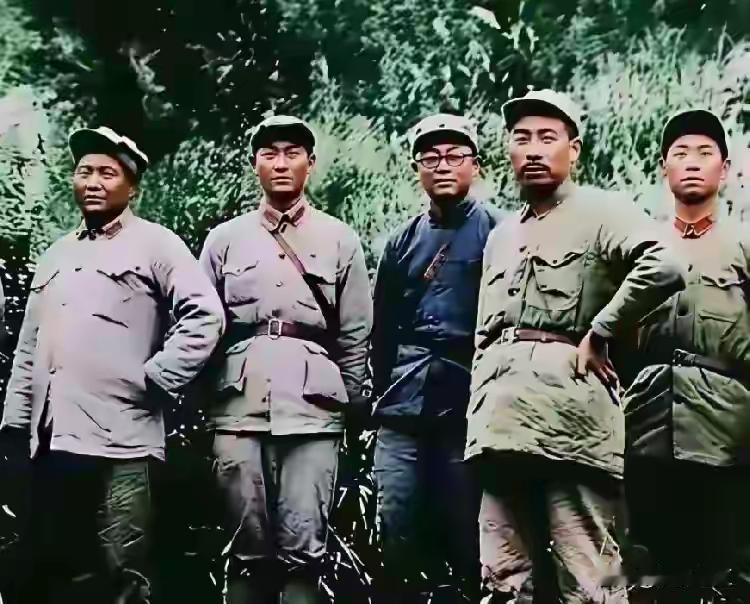 这五位就是我们的领袖！你们能说出他们的名字吗？评论区留言