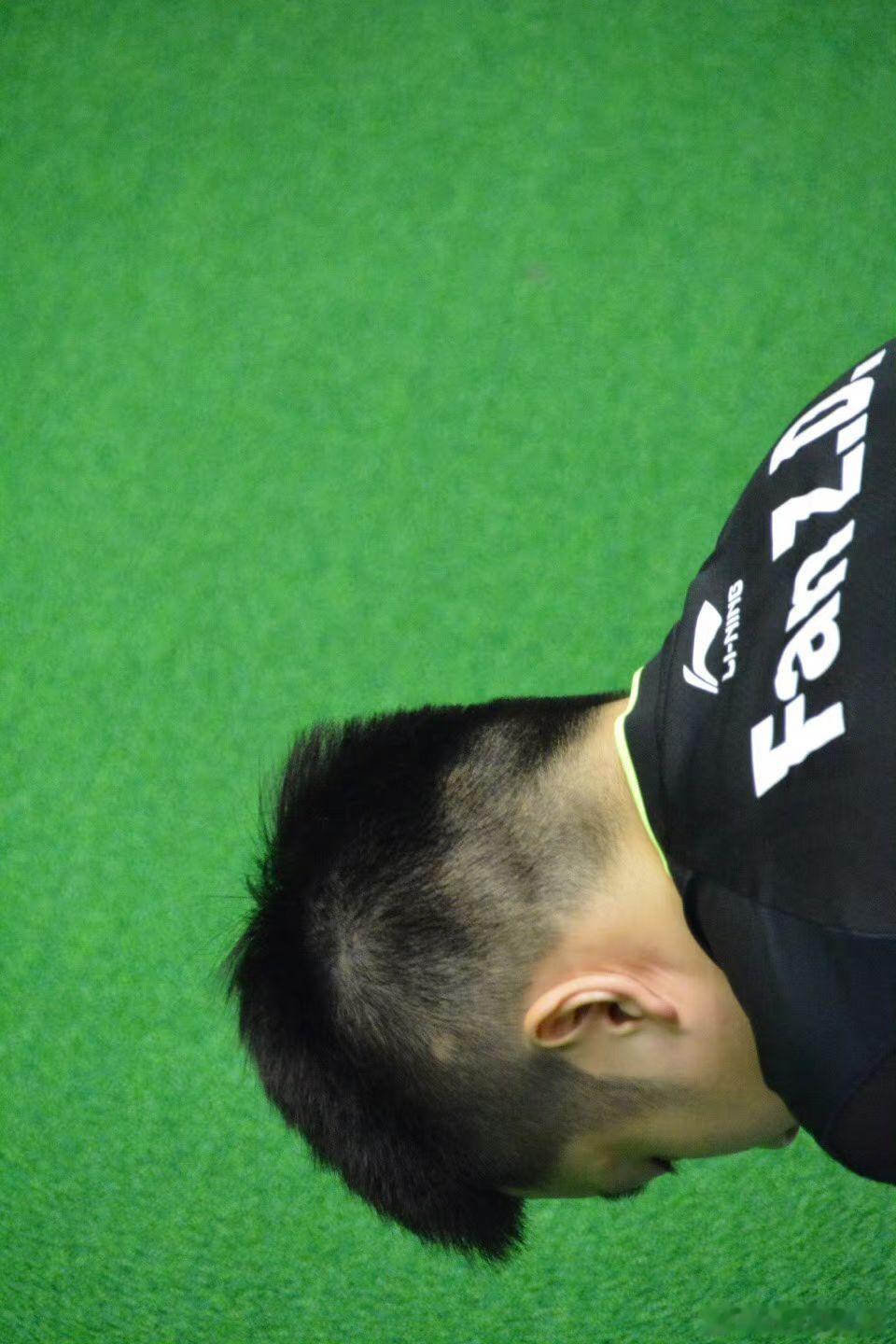 又是一个没见过的角度🐼咚咚🐼 