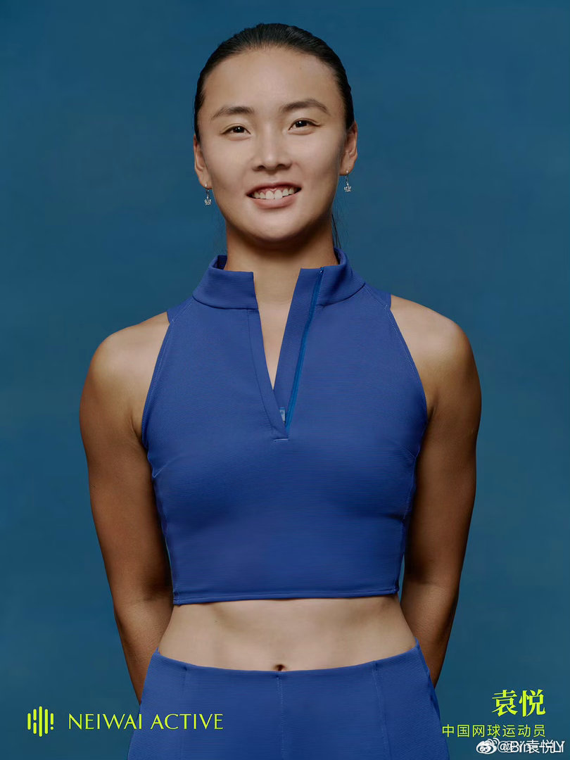 袁悦救赛点过关WTA500查尔斯顿站首轮，作为幸运落败者出战的袁悦在决胜盘挽救一