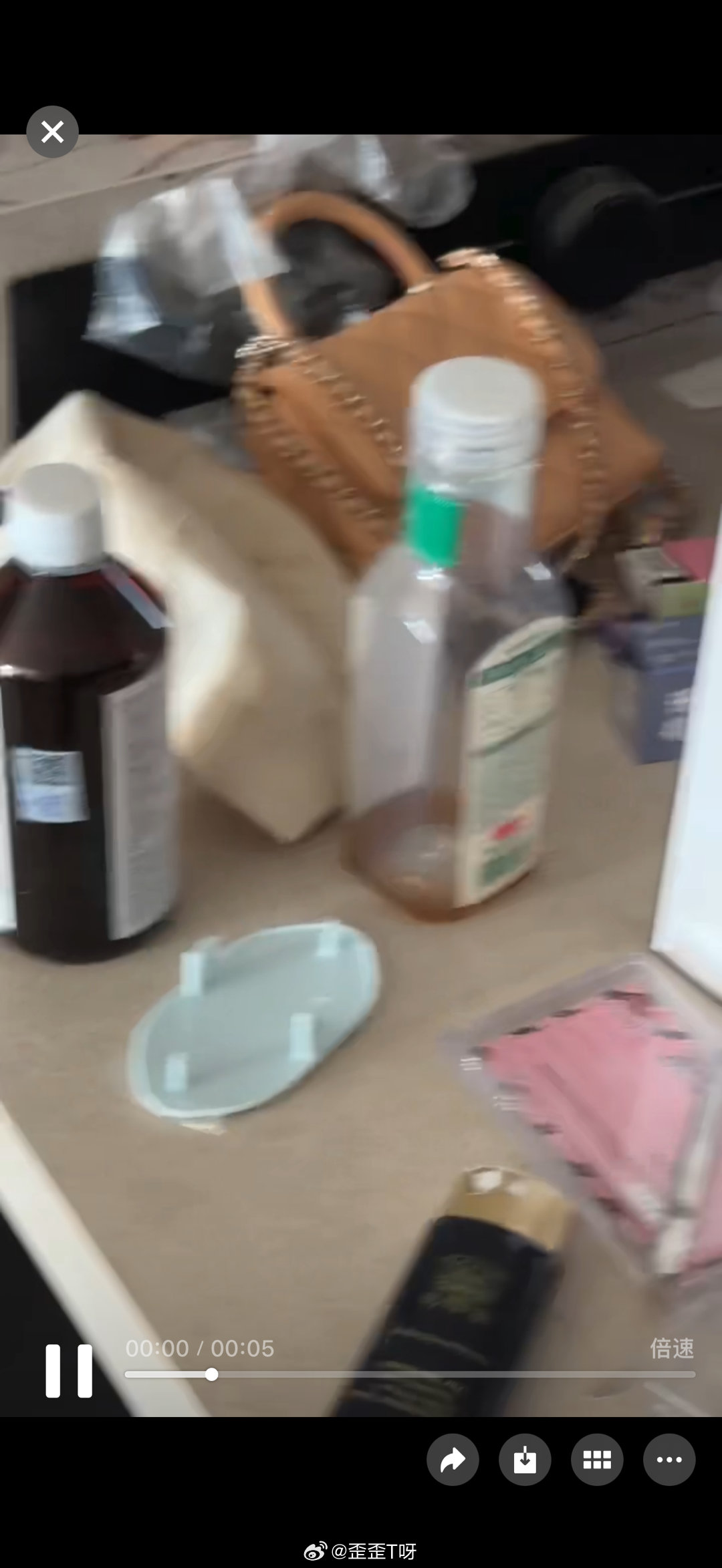 好多姐妹来问我在哪里买！我和你们说这个是一个法国很小众的牌子，但是是在很多赛事上