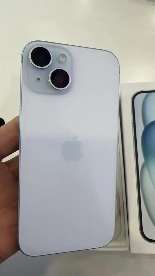 #iPhone15多次降价重回销量榜第一#每年都是这样，短短几个月就降价多次，这