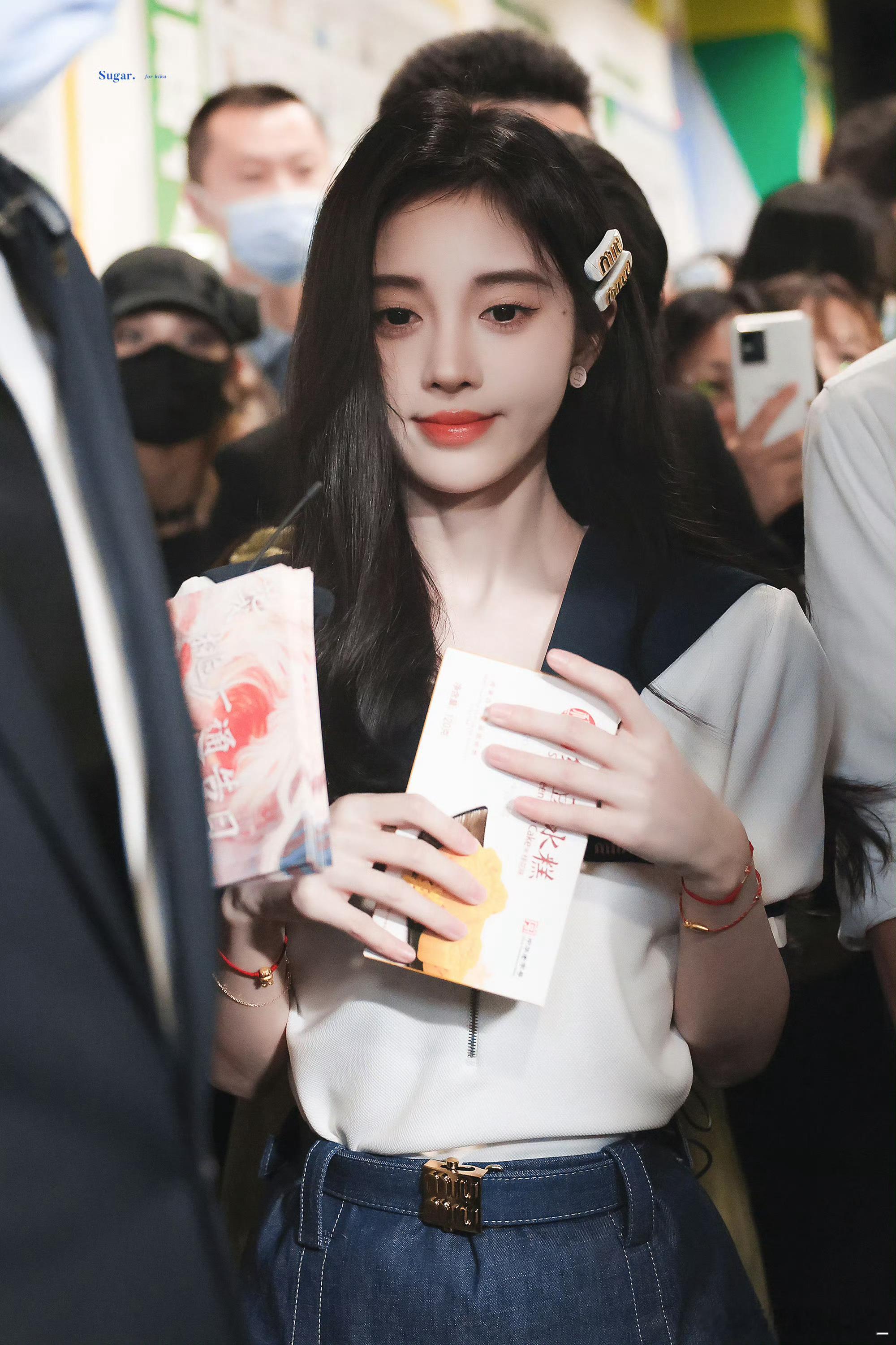 💙鞠婧祎阿黛 💙鞠婧祎来战 相信你 陪着你​ ​​​