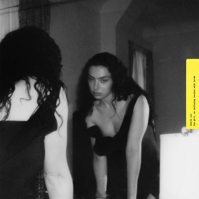 CharliXCX 2年前，Charli XCX与Lorde发布《Girl, s